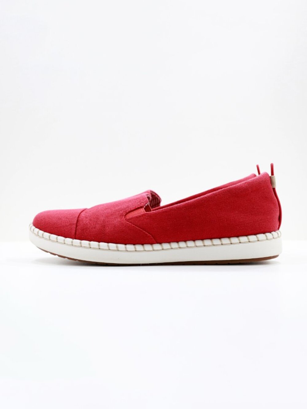 Clarks Cloudsteppers Step Claw Red Canvas Flat Slip On Shoes - Women's 11